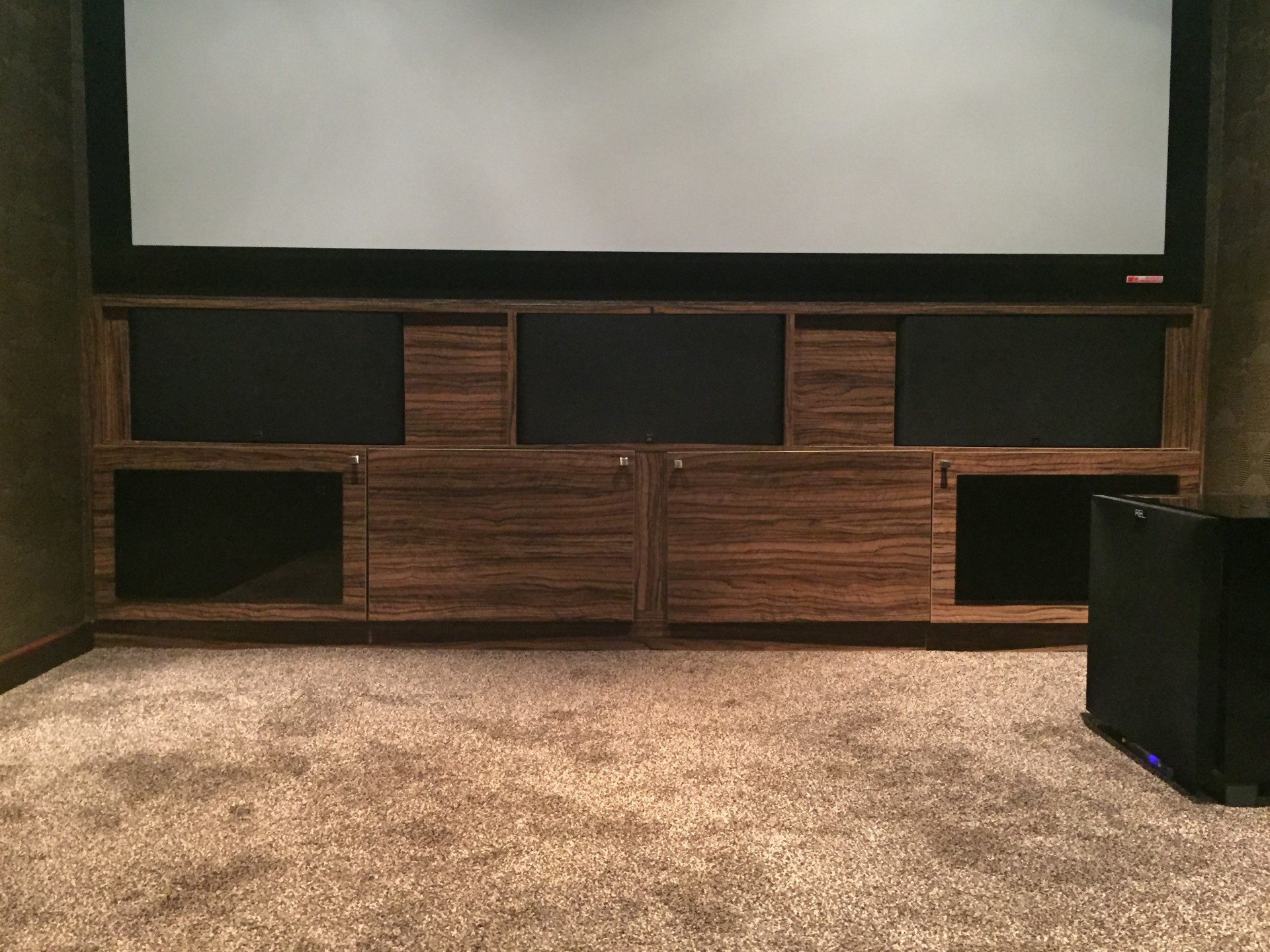 jonmoz's Home Theater Gallery My Home Cinema (40 photos)