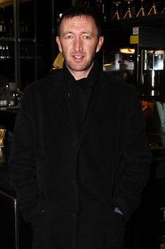 Next photo of Ralph Ineson